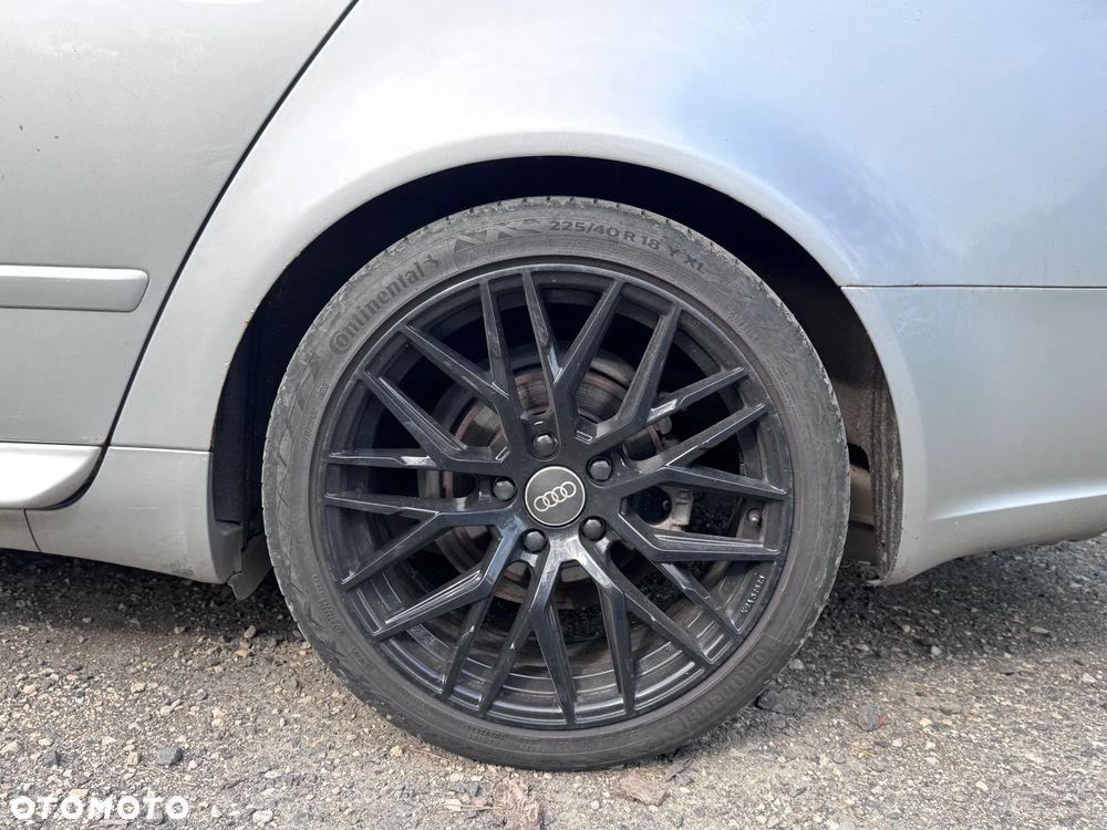 Audi A4 Avant 1.8T Quattro - 11