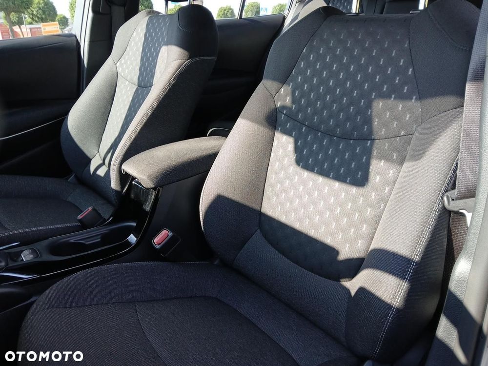 Toyota Corolla 1.8 Hybrid Comfort - 20