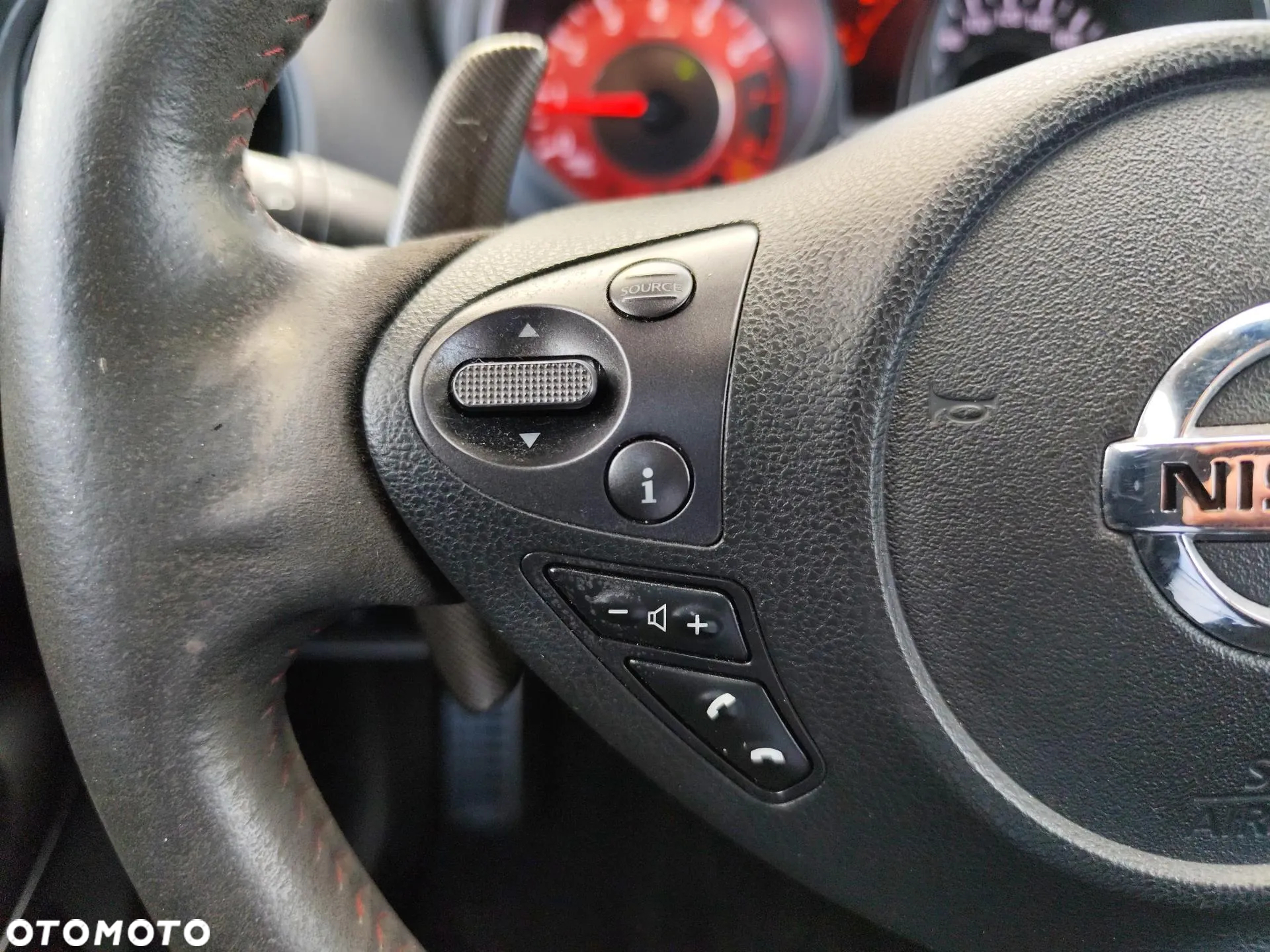 Nissan Juke 1.6 DIG-T Nismo RS 4WD Xtronic EU6 - 21