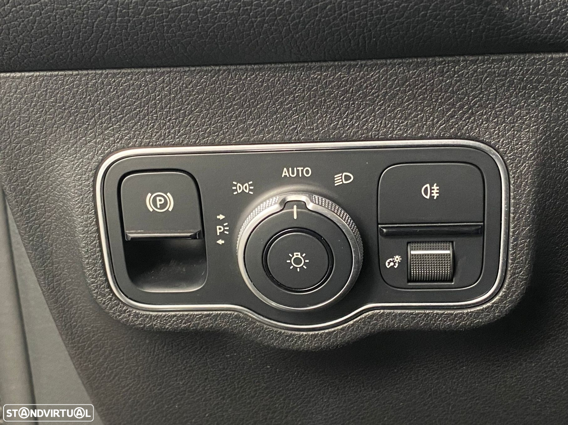 Mercedes-Benz EQB 250+ Edition - 18