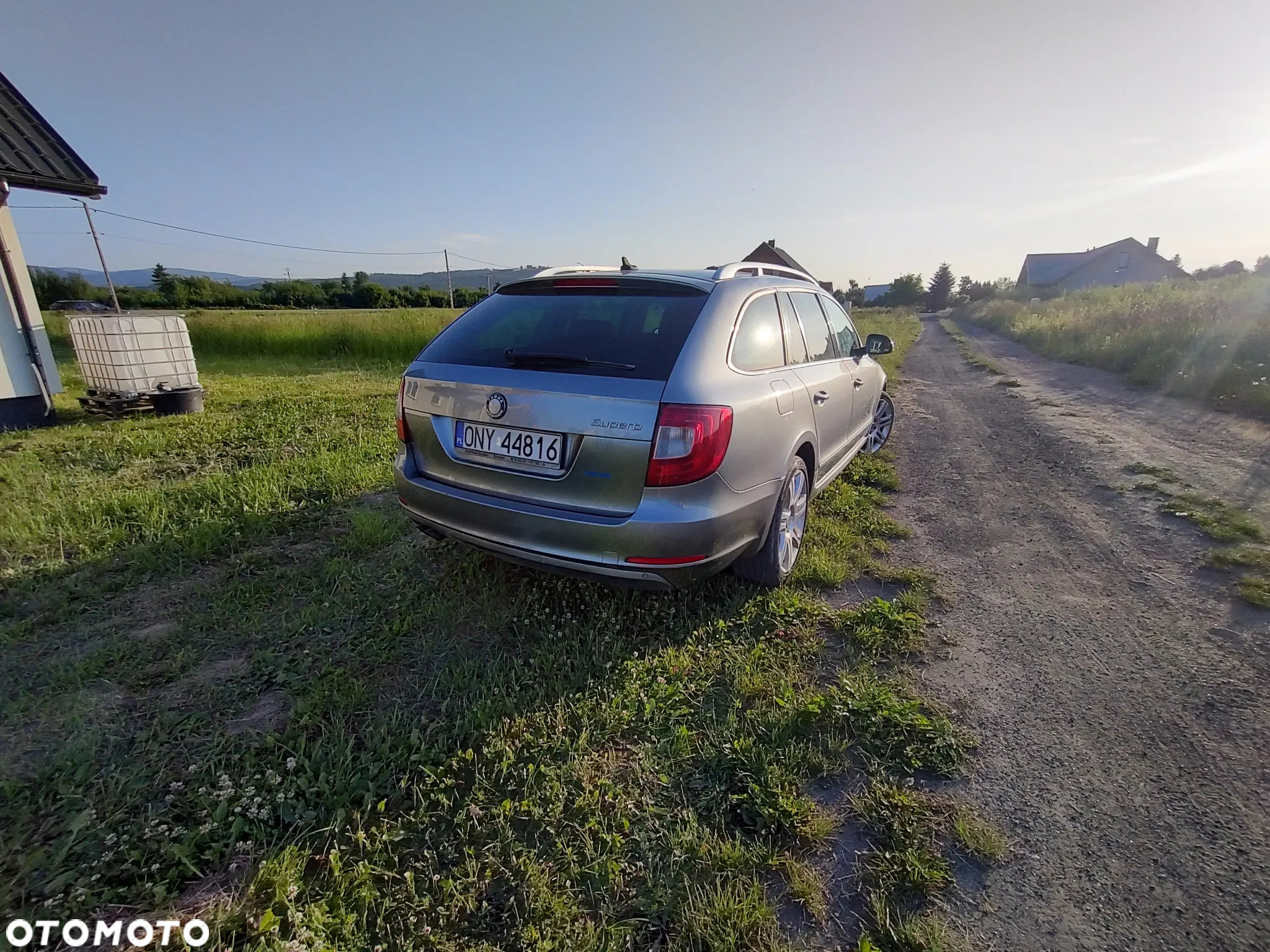 Skoda Superb 2.0 TDI 4x4 Elegance - 3