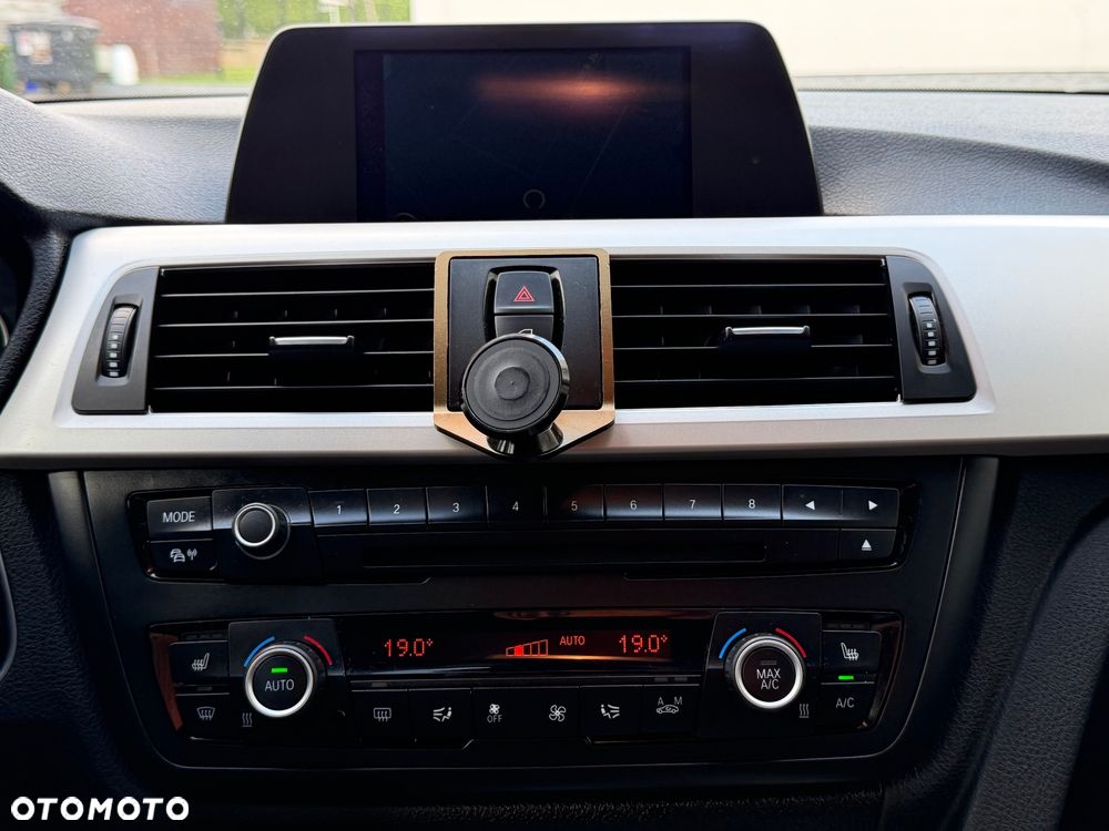 BMW Seria 4 420i Sport Line - 29