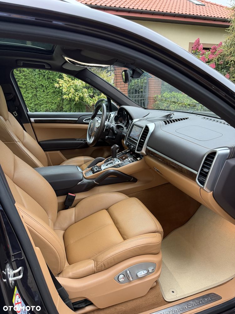 Porsche Cayenne Diesel Platinum Edition - 28