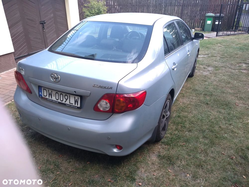 Toyota Corolla - 3