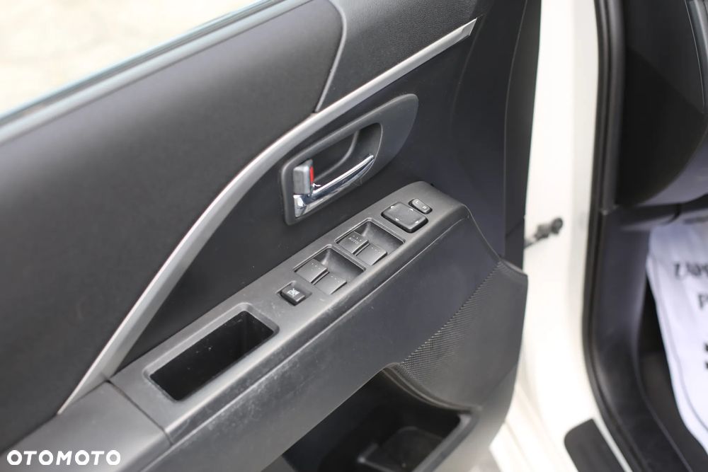 Mazda 5 2.0 MZR-DISI i-stop Sports-Line - 10