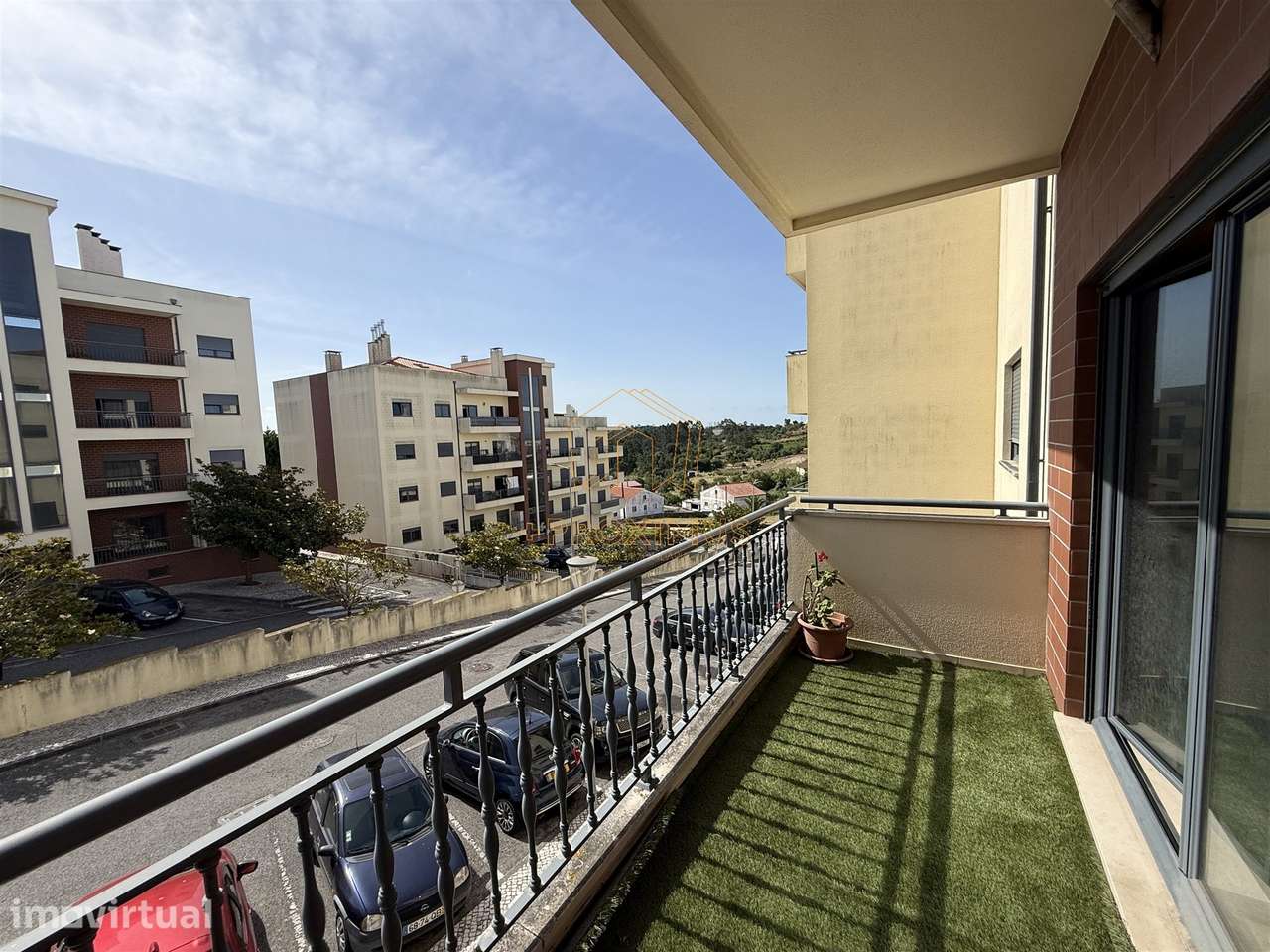 Apartamento T3 com Arrumo e Garagem - Tavarede - Grande imagem: 2/40