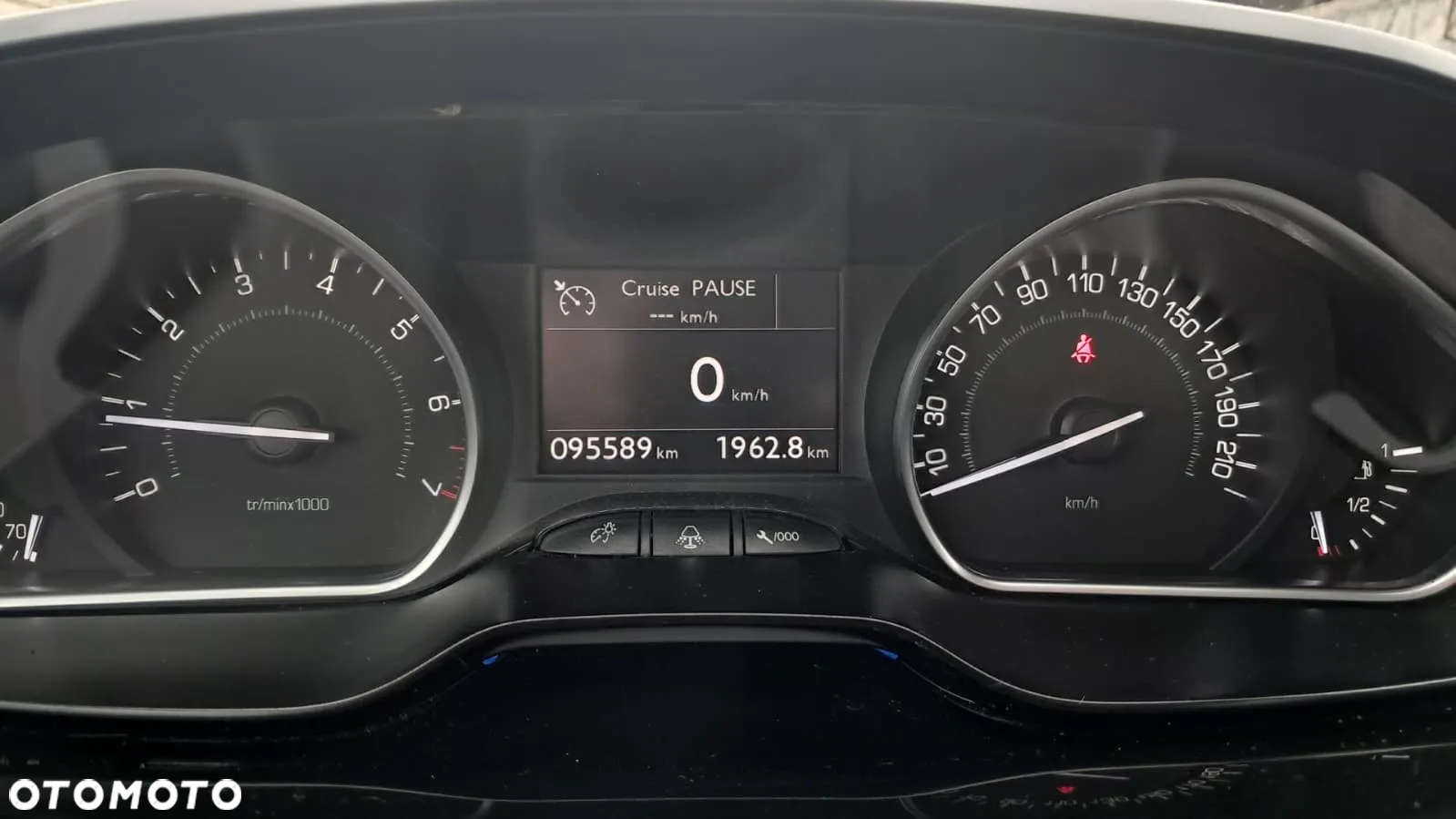 Peugeot 208 95 VTI Allure - 14