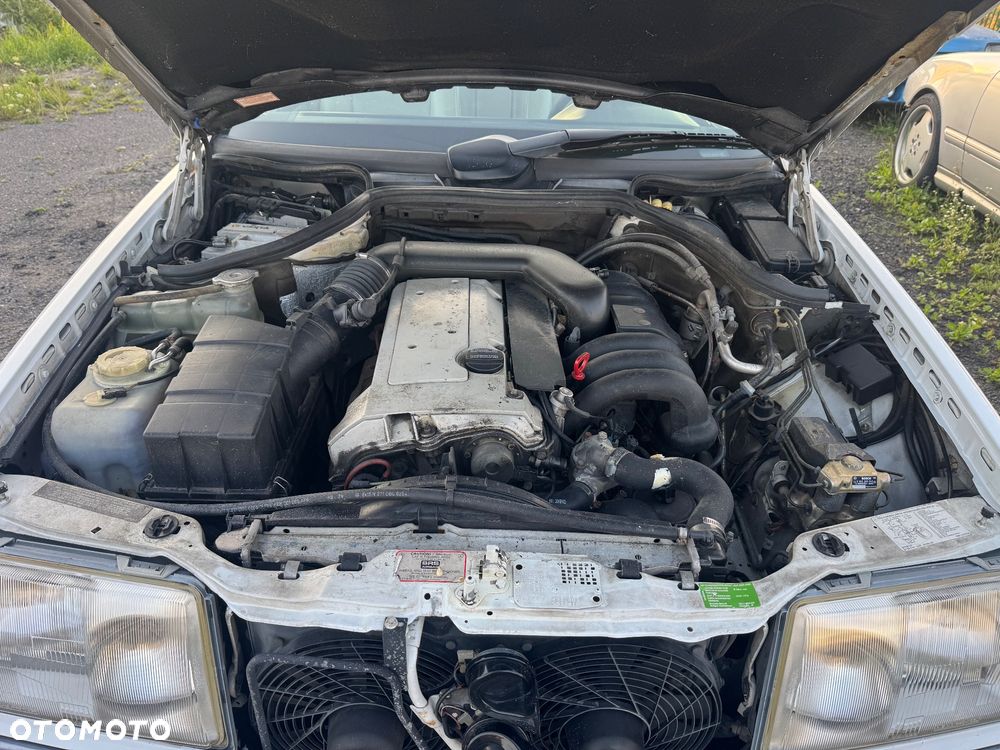 Mercedes-Benz Klasa E 320 - 10