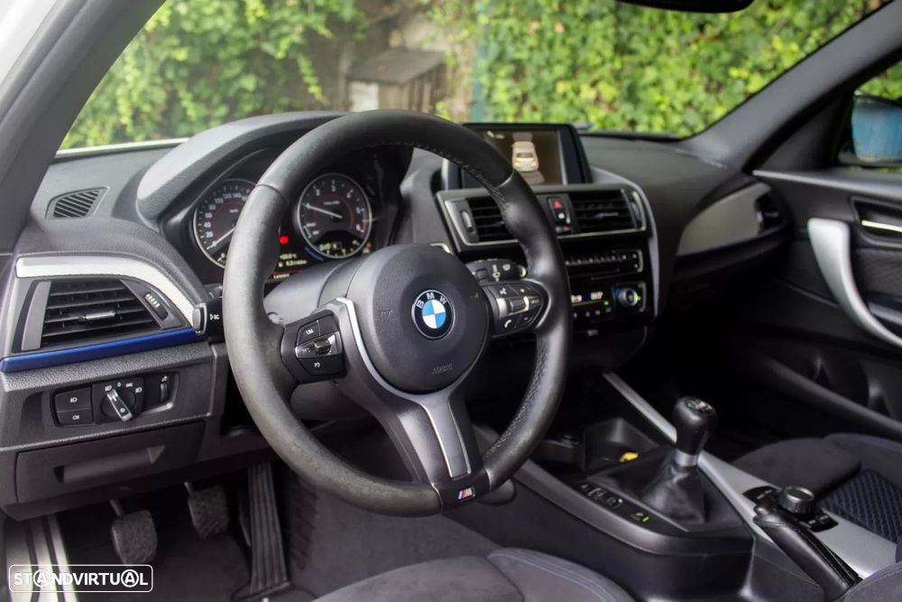 BMW 116 d Pack M - 11