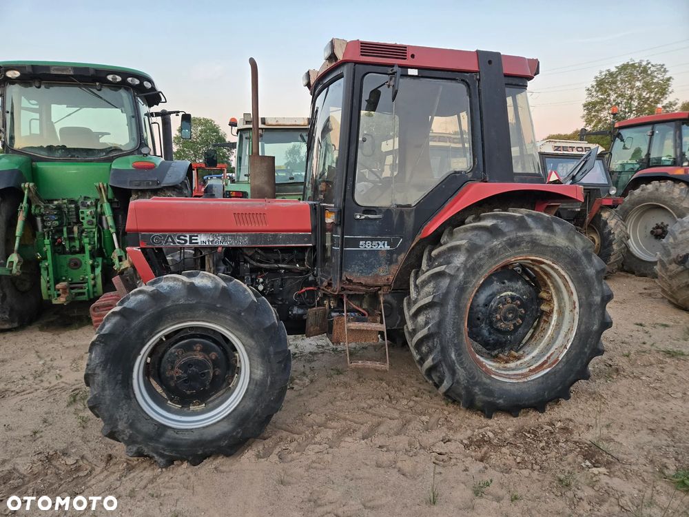 Case IH 585 XL 4WD - 2