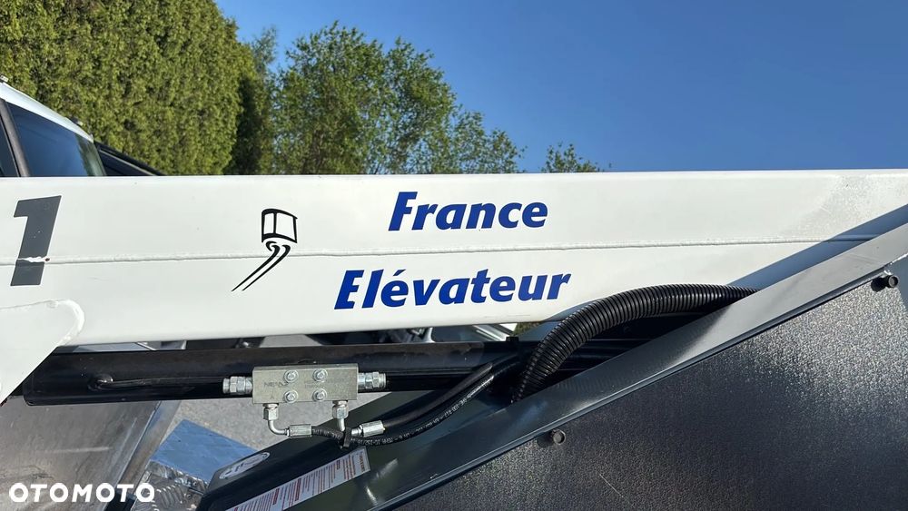 Ford Transit - 29