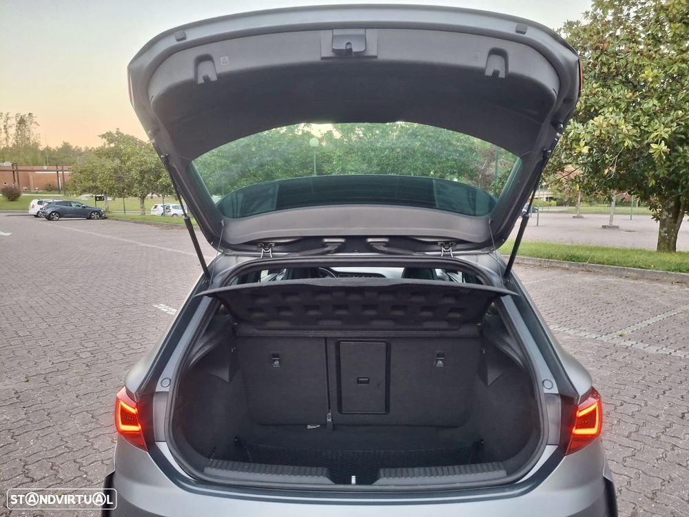 SEAT Leon 2.0 TSI S&S Cupra R - 25