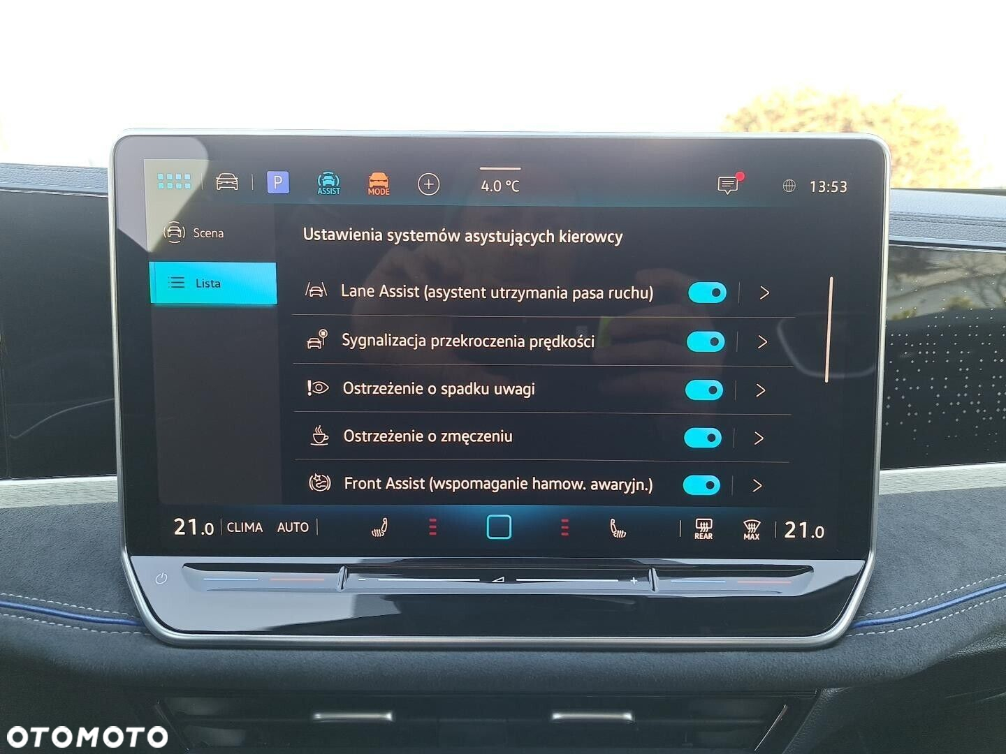 Volkswagen Passat - 31