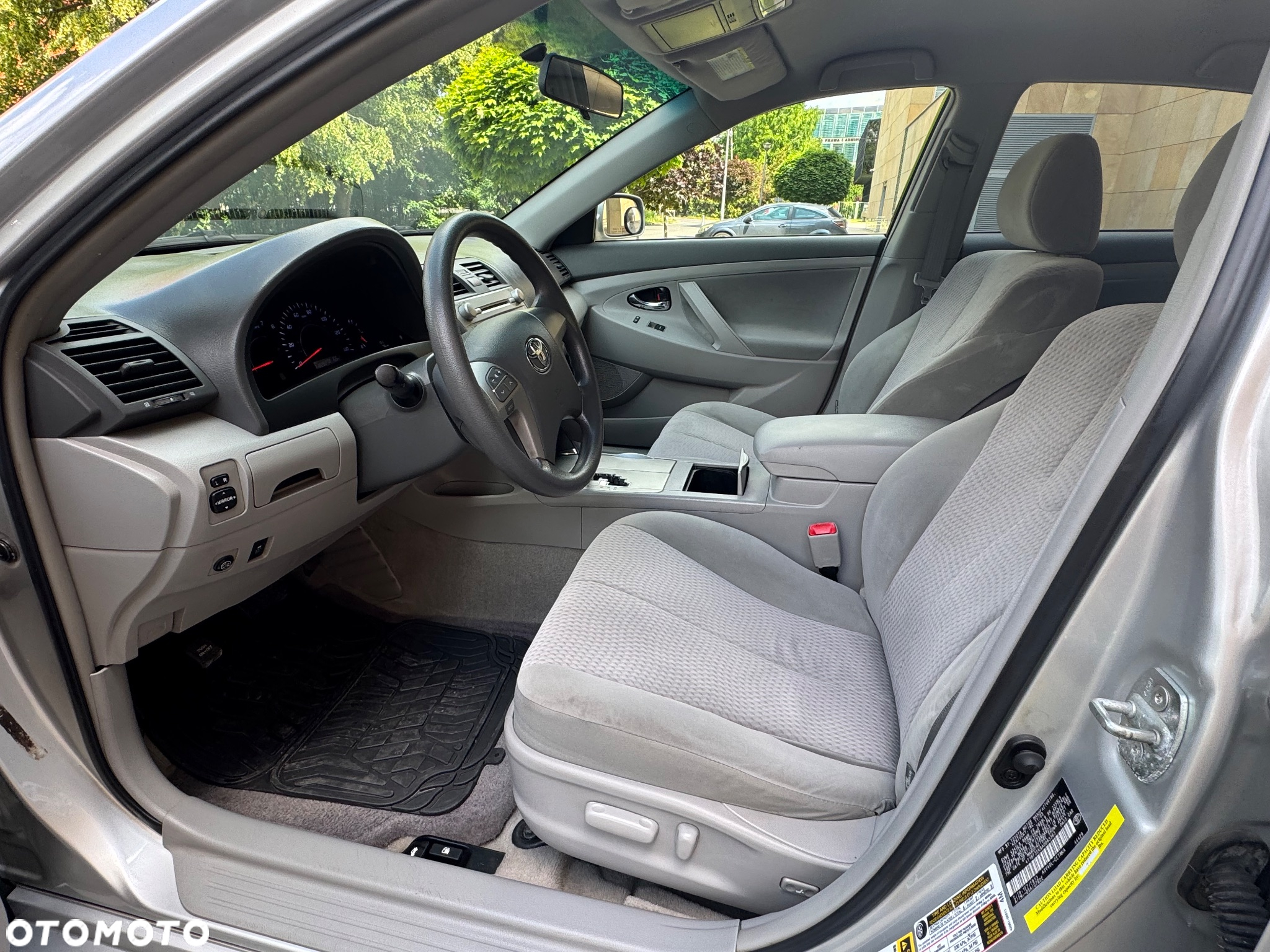 Toyota Camry 2.5 SE - 13