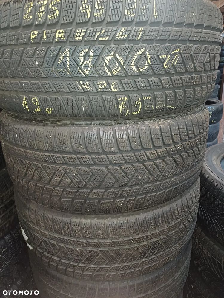 275/45/21 Pirelli