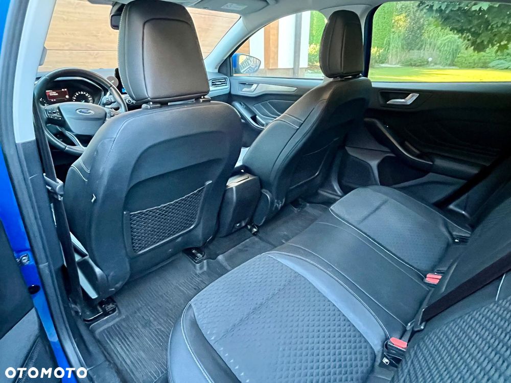 Ford Focus 1.5 EcoBlue Active Business - 6