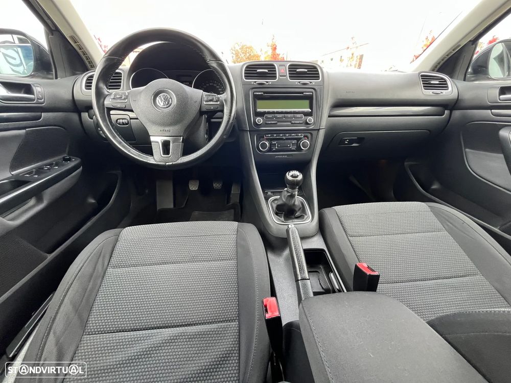 VW Golf Variant 1.6 TDi Confortline - 13