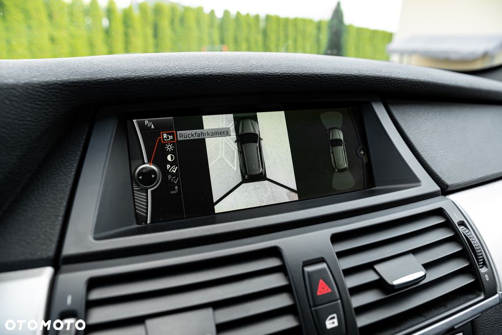 BMW X5 xDrive40d - 36