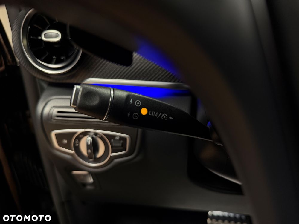 Mercedes-Benz Klasa V 300 d 9G-Tronic (d³ugi) - 24