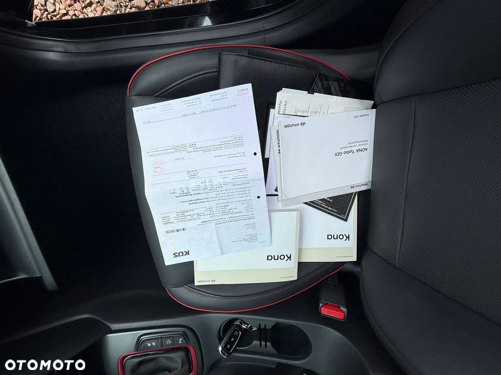 Hyundai Kona 1.6 T-GDI DCT Premium - 17