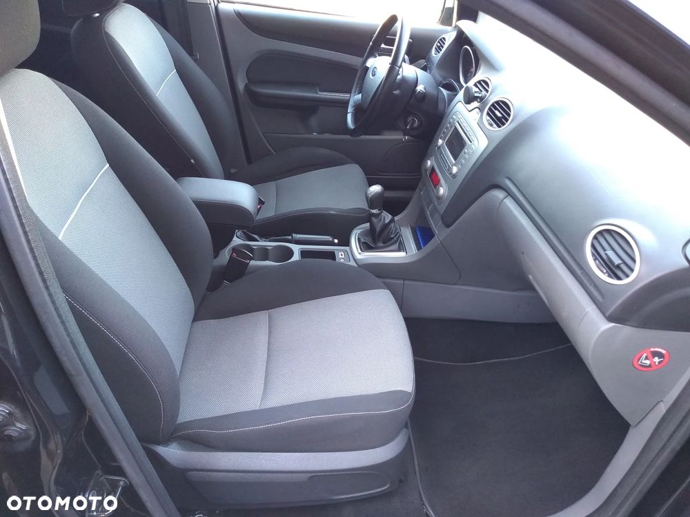 Ford Focus 1.6 TDCi DPF Trend - 24