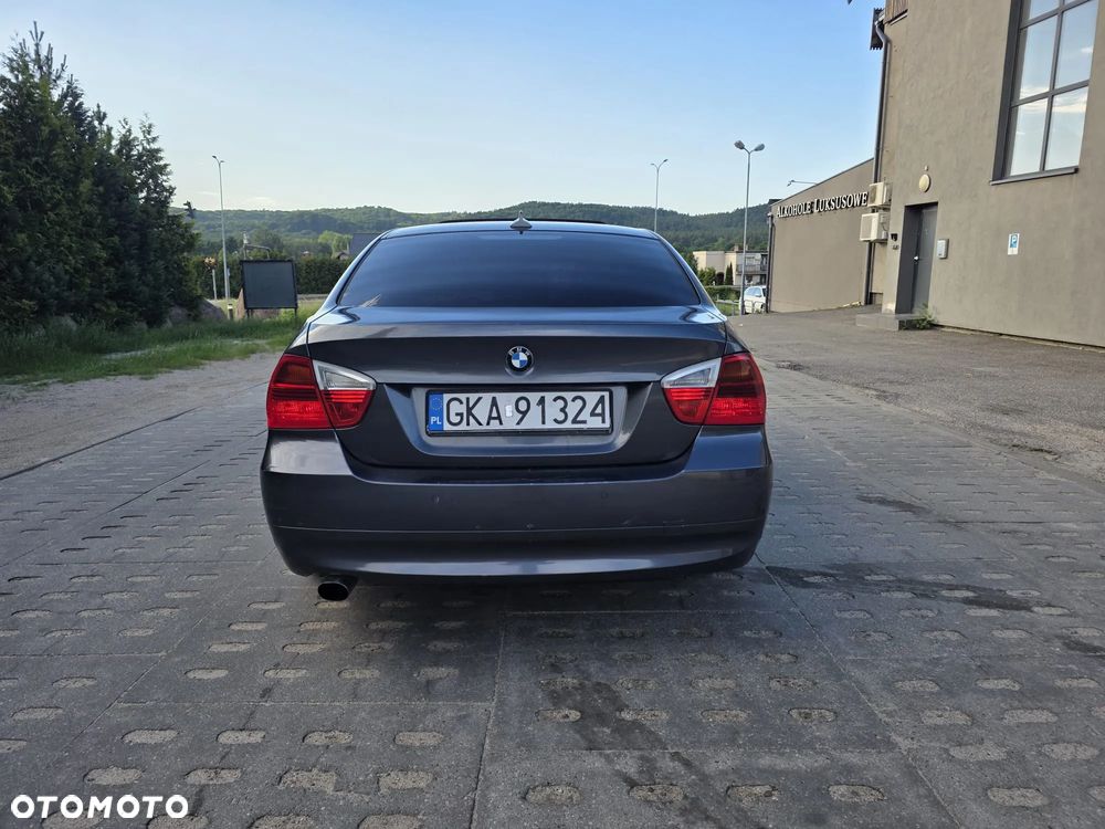 BMW Seria 3 320i - 15
