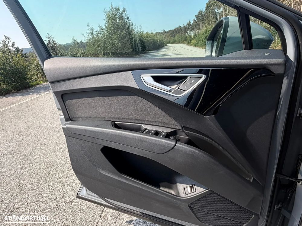 Audi Q4 e-tron 50 quattro - 16