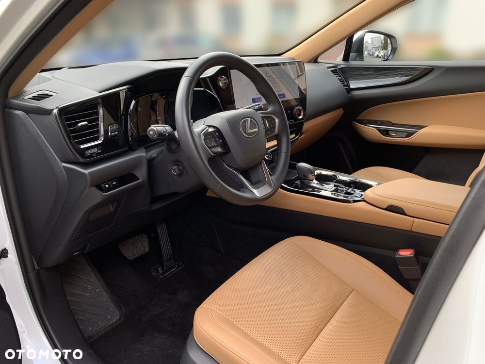 Lexus NX - 9