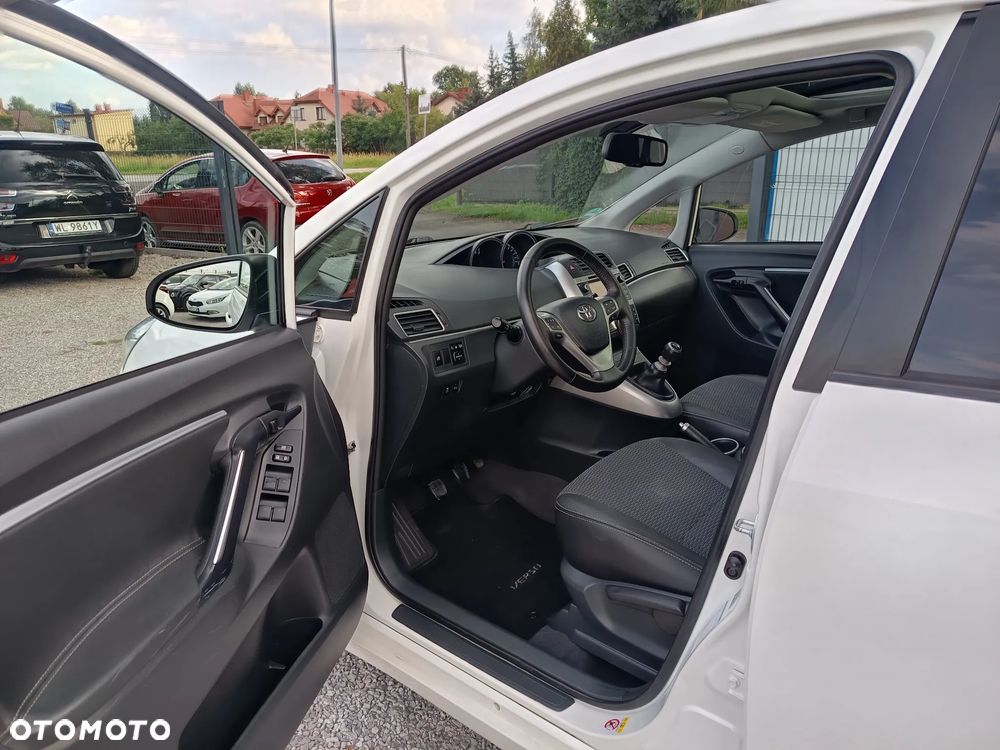 Toyota Verso 1.8 5-Sitzer Executive - 14