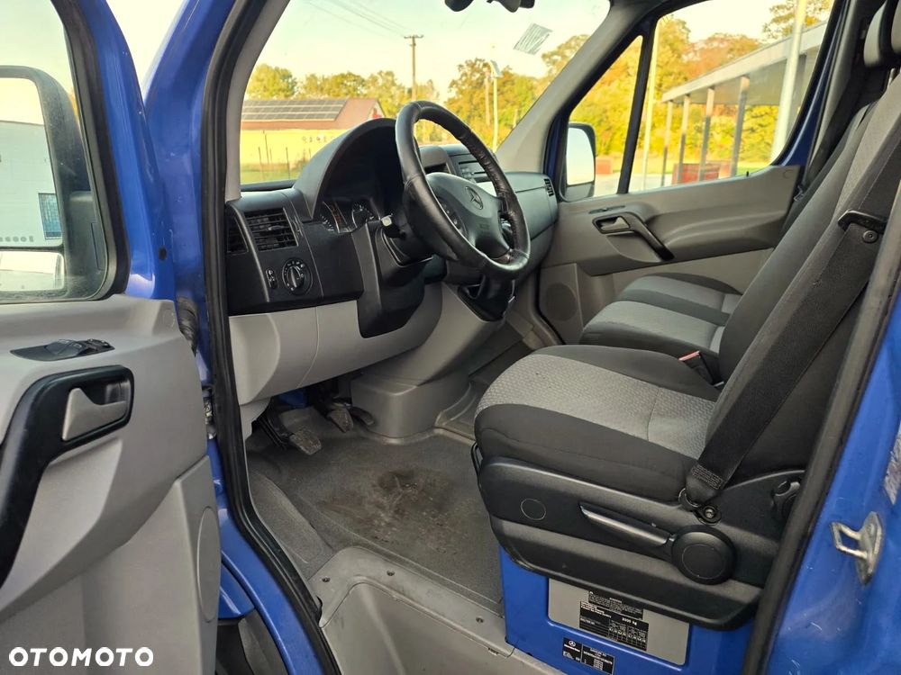 Mercedes-Benz SPRINTER - 6