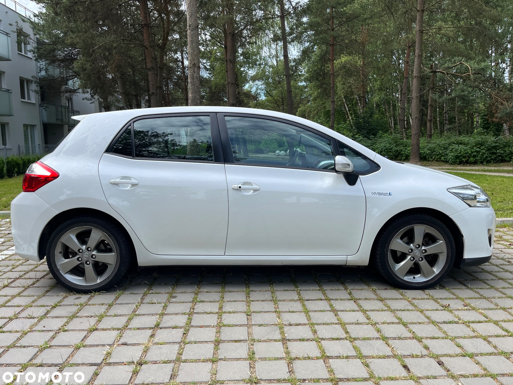 Toyota Auris 1.8 HSD Prestige - 4