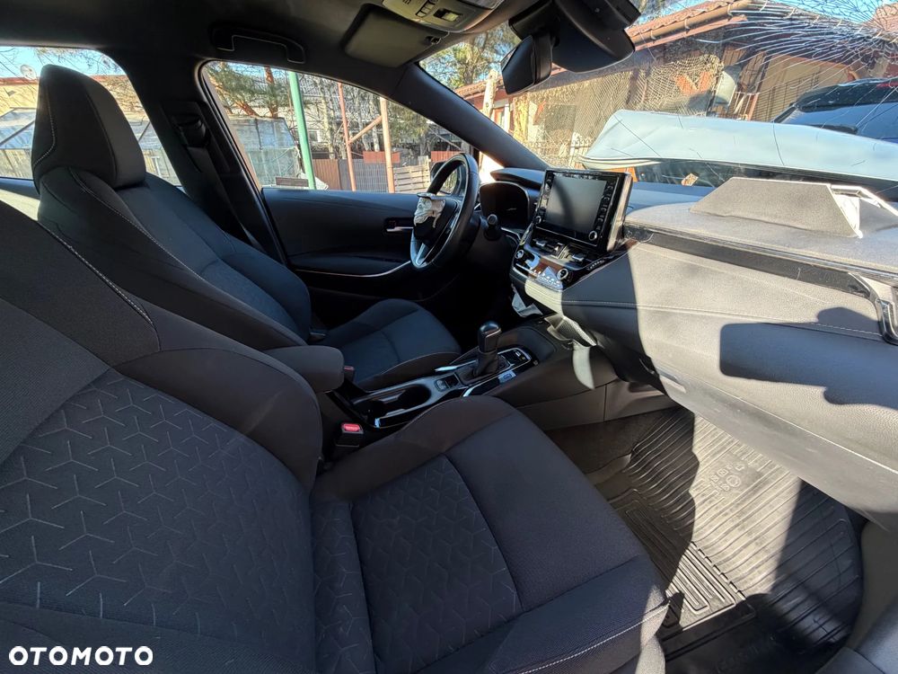 Toyota Corolla 1.8 Hybrid Comfort - 26