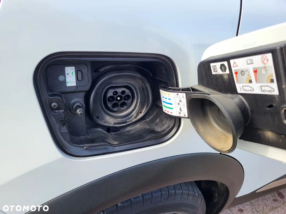 Renault Captur 1.6 E-TECH Plug-In Intens - 14