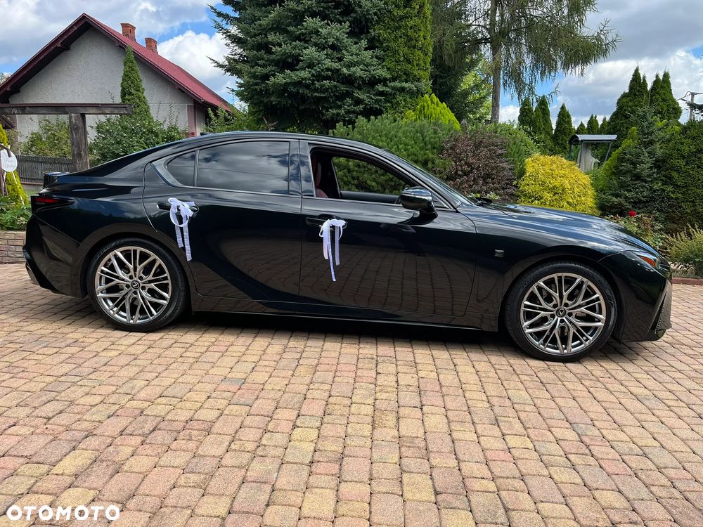 Lexus IS - 2