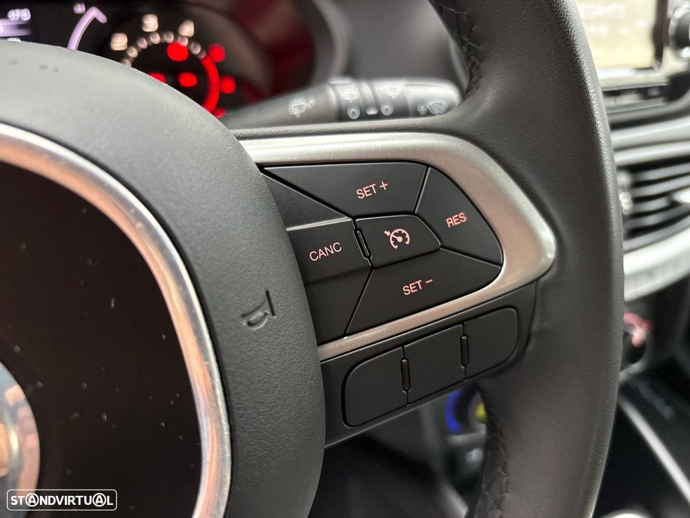 Fiat Tipo 1.3 M-Jet Lounge Tech J17 - 12