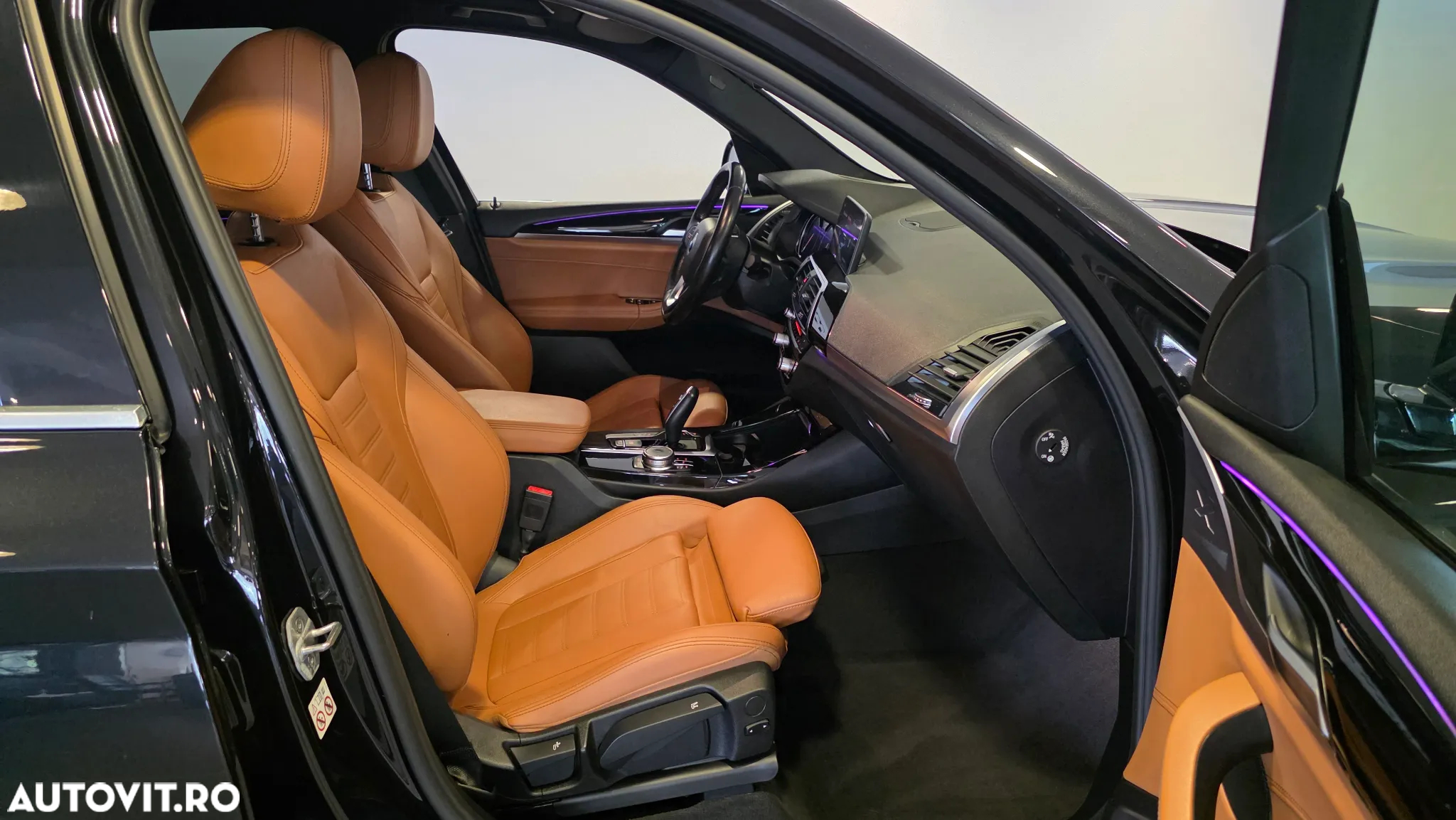 BMW X3 xDrive20i AT xLine - 12