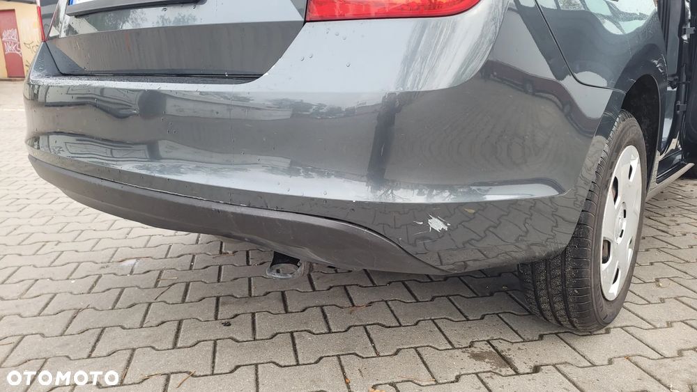 Skoda RAPID - 16