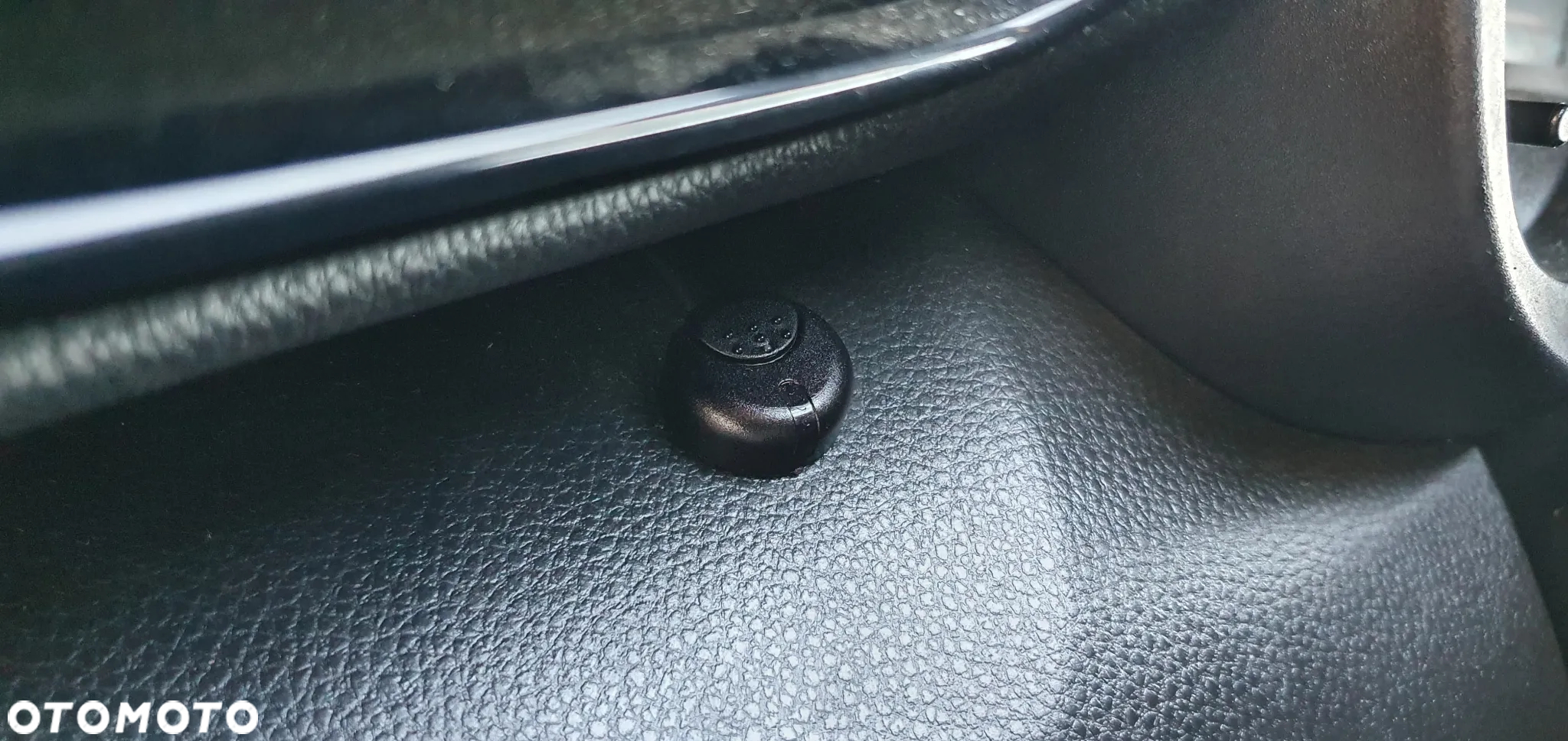Toyota Yaris 1.5 Comfort - 12