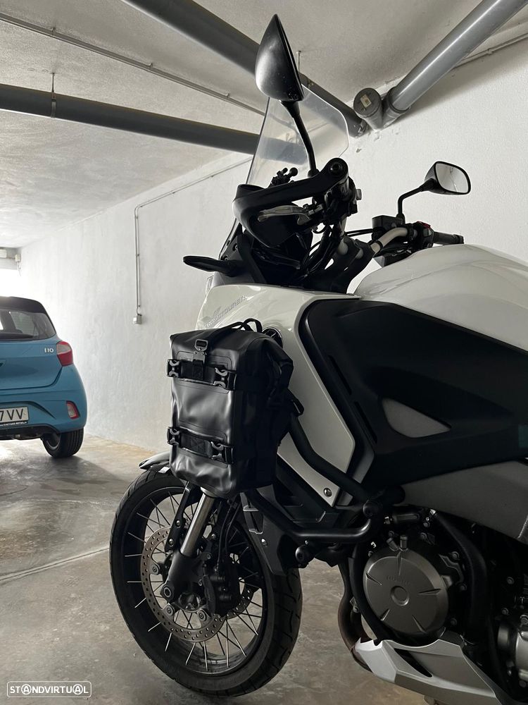 Honda VFR Crosstourer X - 4