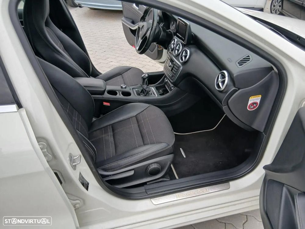 Mercedes-Benz A 200 - 8