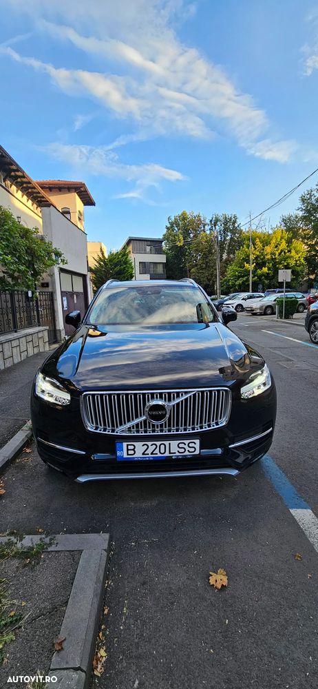 Volvo XC 90 - 1