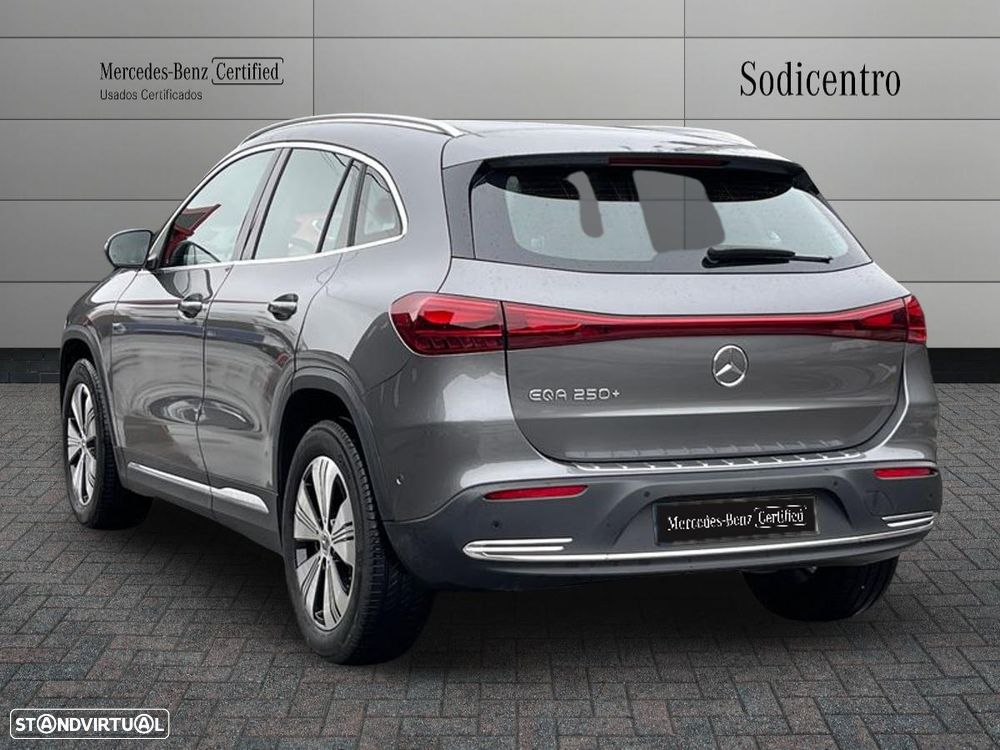 Mercedes-Benz EQA 250+ Progressive - 3