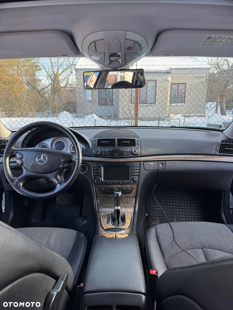 Mercedes-Benz Klasa E - 12