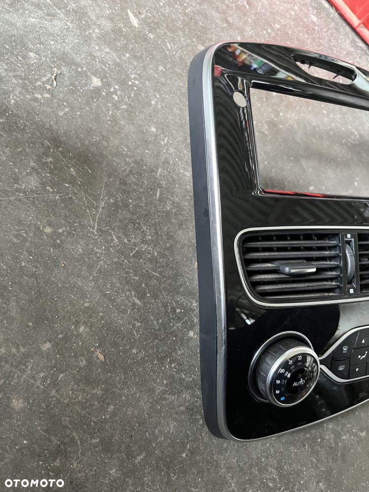 Ramka radia Renault Clio IV LIFT - 2