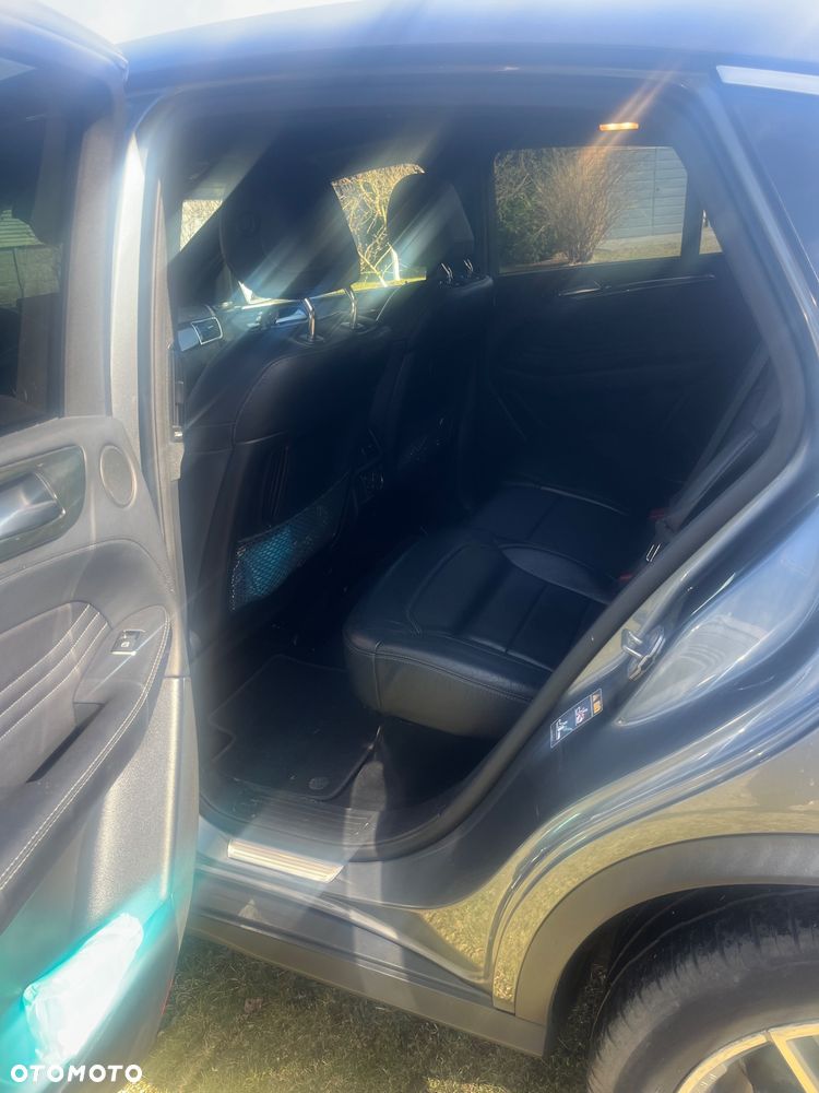 Mercedes-Benz GLE - 13