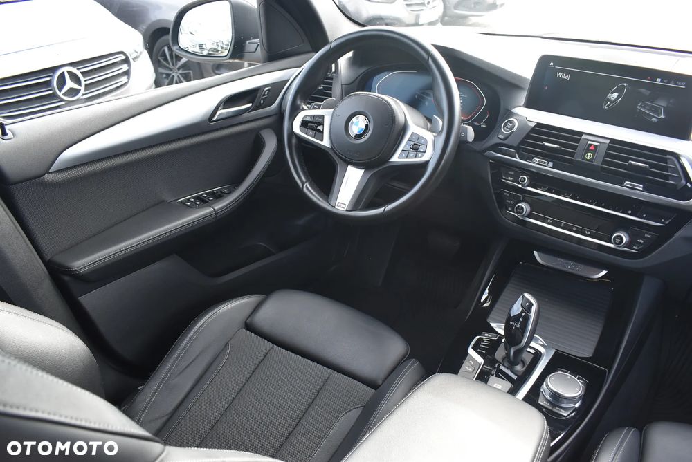 BMW X3 xDrive20i GPF Advantage - 21