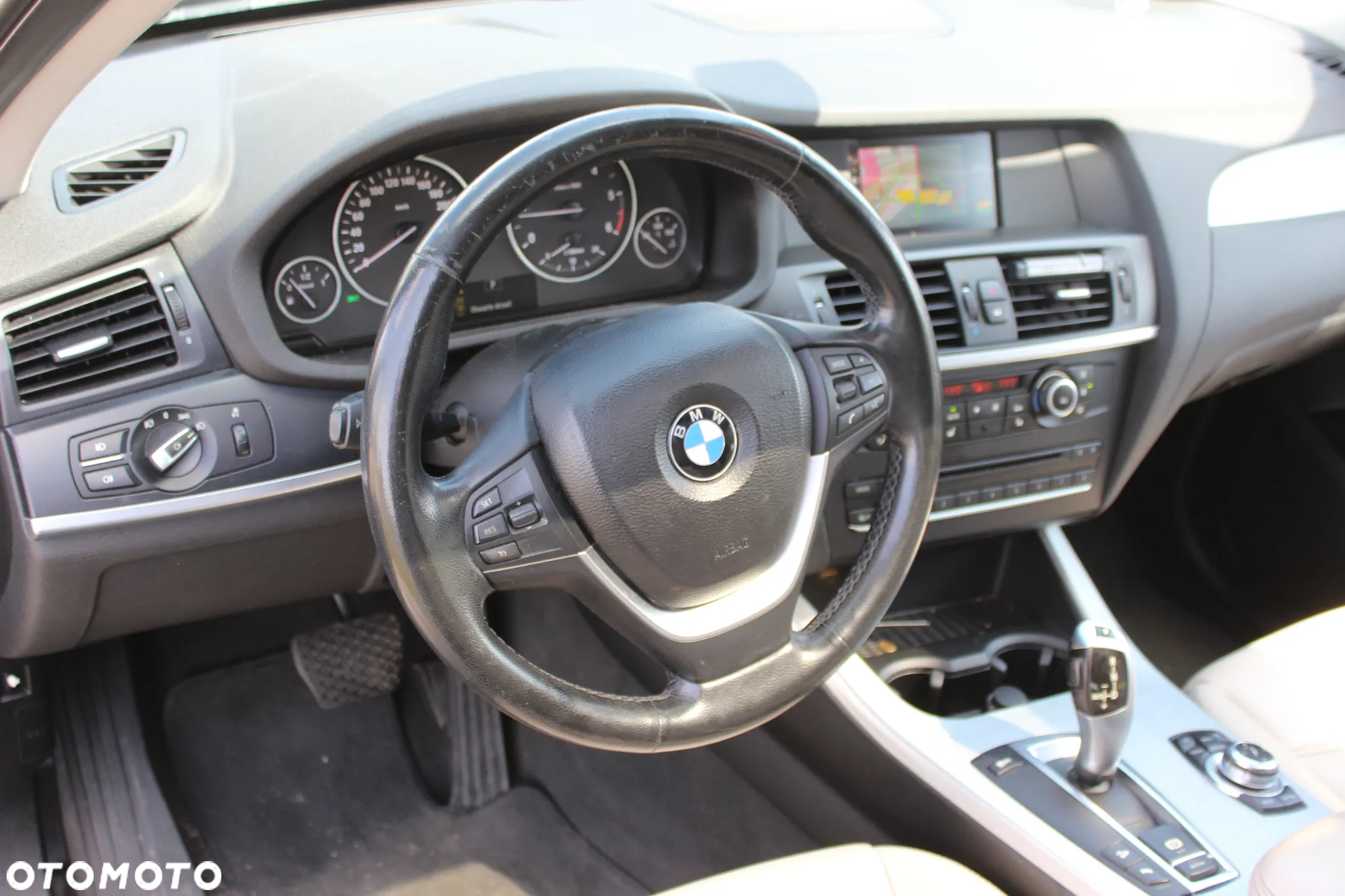 BMW X3 xDrive20d - 16