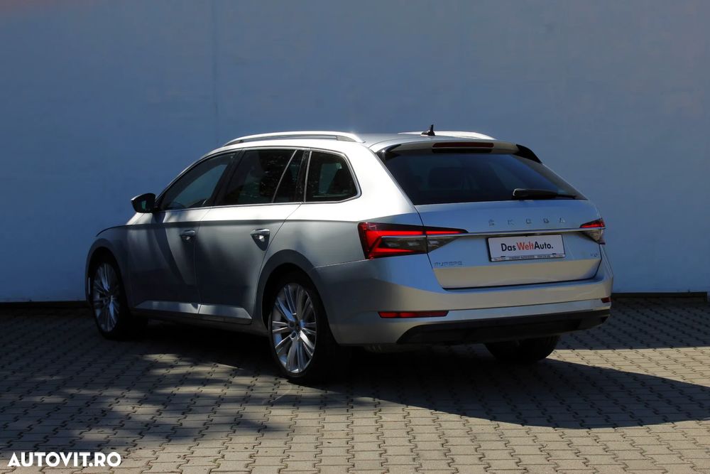 Skoda Superb 2.0 TDI 4X4 DSG Style - 4
