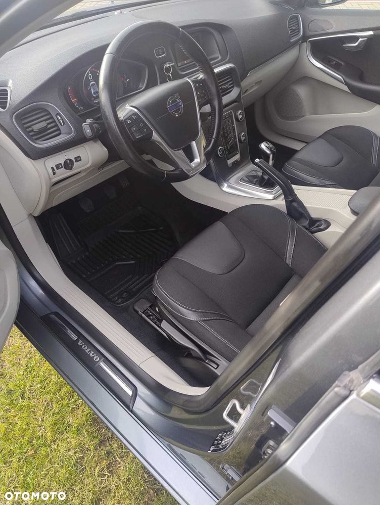 Volvo V40 - 3