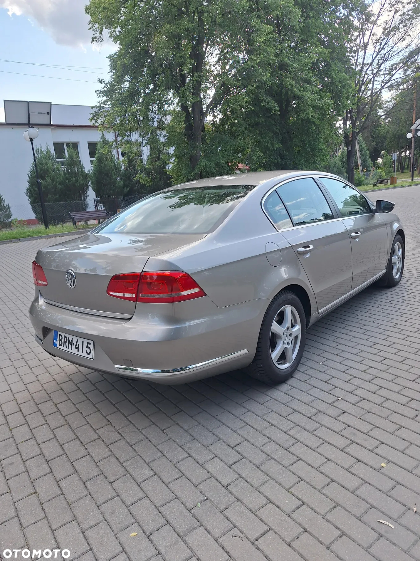Volkswagen Passat 2.0 TDI Trendline - 6